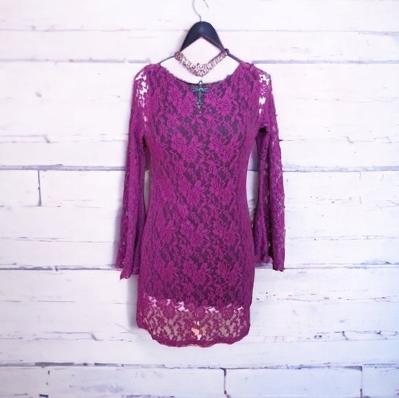 Elan Boho Bell Sleeve Scoop Back Lace Tunic Top Large - Picture 2 of 11
